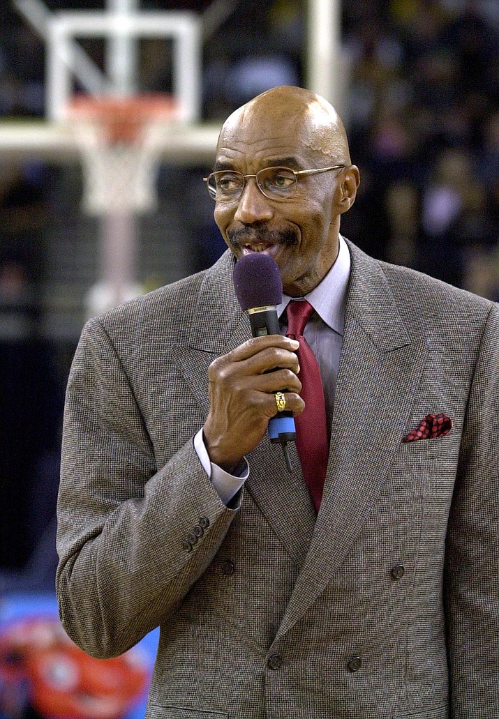 nba great nate thurmond, hof center, dies at 74