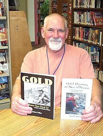 Review/Diane DeHamer<br /><br /><!-- 1upcrlf2 -->Bob O. Wilson, shows two books about gold panning that he’s gotten published.