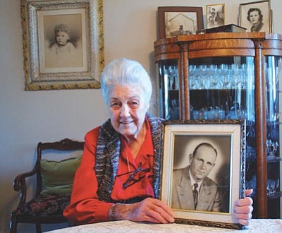 Cindy Barks/The Daily Courier<br>Former Lincoln Elementary schoolteacher Martha Bunger has fond memories of the years the family spent in Prescott.