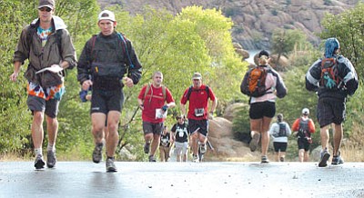 Courier file<r>Runners compete at the 2007 edition of the Gilmore Adventure Race.