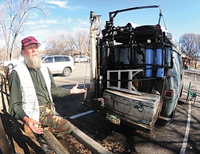 Jeff Brooks explains how his portable bio-diesel converted van works and allows him to come and go as he needs with virtually no money required.