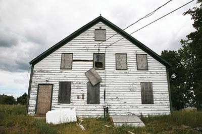 Photos.com/Courtesy<br>
Code violations are difficult to get repaired when a foreclosed home is in limbo.
