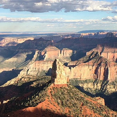 North Rim Artist in Residents Patrick Keesey and Tina Hejtmanek enjoy a sunset during their resideny. Loretta Yerian/WGCN