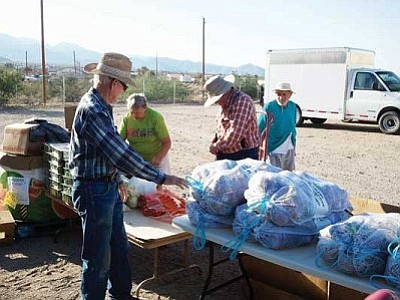 Dolan Springs church offers food bank | Kingman Daily Miner | Kingman, AZ