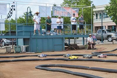 Valley Hobby Shop Organizes Rc Car Endurance Race In Prescott Valley The Daily Courier Prescott Az