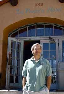 <i>Photo by Jeff Pope</i>
<b>La Posada owner Allan Affeldt is challenging Mayor Jim Boles in the recall election in November.</b>