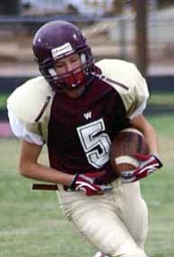 <i>Photo by Jeff Pope</i>
<b>WR Johnny Butler helped lead the Bulldogs in the second half.</b>