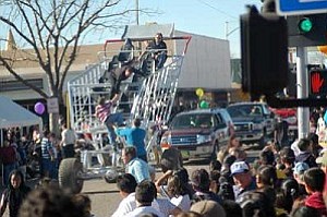 Winslow Az Christmas Parade 2022 An Impressive 60Th Year For The Winslow Christmas Parade | Navajo-Hopi  Observer | Navajo & Hopi Nations, Az