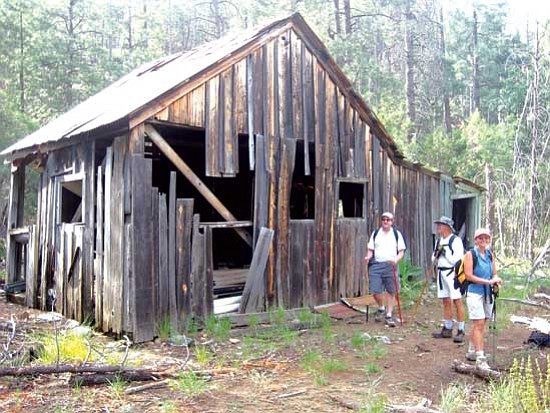 <i>Stan Bindell/NHO</i><br>
Prescott hikers check out the old Palace Station.