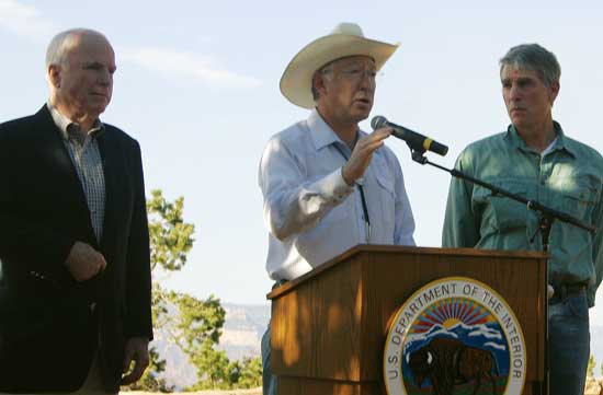 Salazar, McCain and Udall visit Grand Canyon | Navajo-Hopi Observer ...