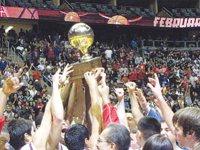 <i>Anton Wero/NHO</i><br>
Members of the Holbrook Roadrunners celebrate winning the 2011 Arizona State Boys 3A title over the Fountain Hills Falcons.
