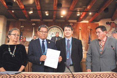 Navajo Nation President Begaye Signs Three Branch Chief Agreement ...