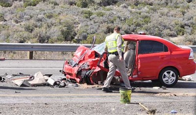 1 dies in 3-vehicle crash near Mayer | The Daily Courier | Prescott, AZ