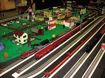 All Aboard For 18th Annual Christmas Model Train Show The Verde Independent Cottonwood Az