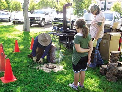 Early Settlers Day in Cottonwood <br /><br /><!-- 1upcrlf2 -->Oct. 6<br /><br /><!-- 1upcrlf2 -->Early Settler&#8217;s Day is a free event for the public and fun for the whole family at Clemenceau Heritage Museum. This year along with the Old Time Fiddlers there will be a little bluegrass. The High Desert Kickers will be performing throughout the day. Branding, a petting zoo, homemade ice cream, quilting, weaving, beading, woodcarving, these are just a few of the activities. Don&#8217;t forget to visit the train room, and the gift shop now has post cards of Cottonwood for sale. Free activities from 9 a.m. to 2 p.m. at the corner of Mingus Avenue and Willard.