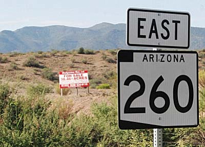 File photo<br /><br /><!-- 1upcrlf2 -->The Camp Verde town council has taken the lead in reopening discussions on widening State route 260 between Interstate 17 and Thousand Trails Road. This Wednesday, the council approved a contract with Marathon Public Affairs to help move the discussions forward.