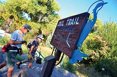 The Jail Trail begins at a gate adjacent to the Old Town Jail and meanders north, across the Verde River into Dead Horse State Park.<br /><br /><!-- 1upcrlf2 -->