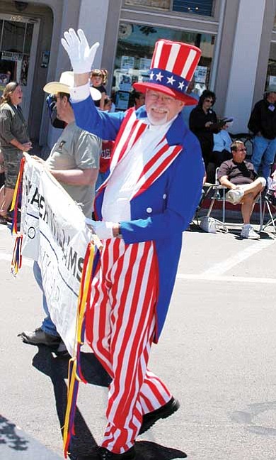 Photo/WGCN<br>
Williams City Councilman James Wurgler celebrates Memorial Day during last year’s parade along Route 66 in downtown Williams