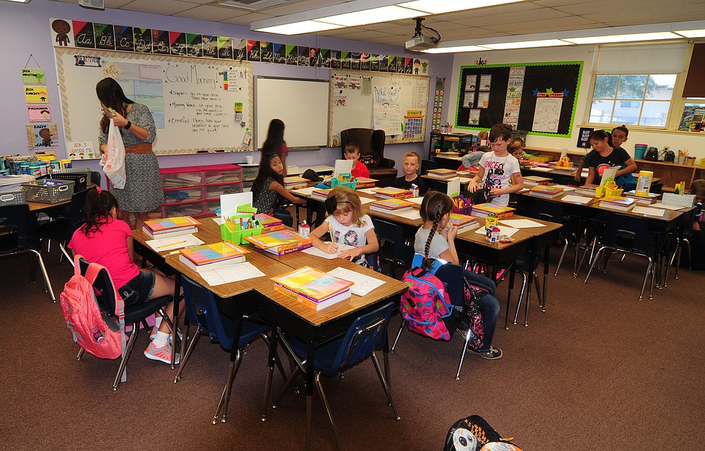 Del Rio First Day Of School | The Daily Courier | Prescott, AZ