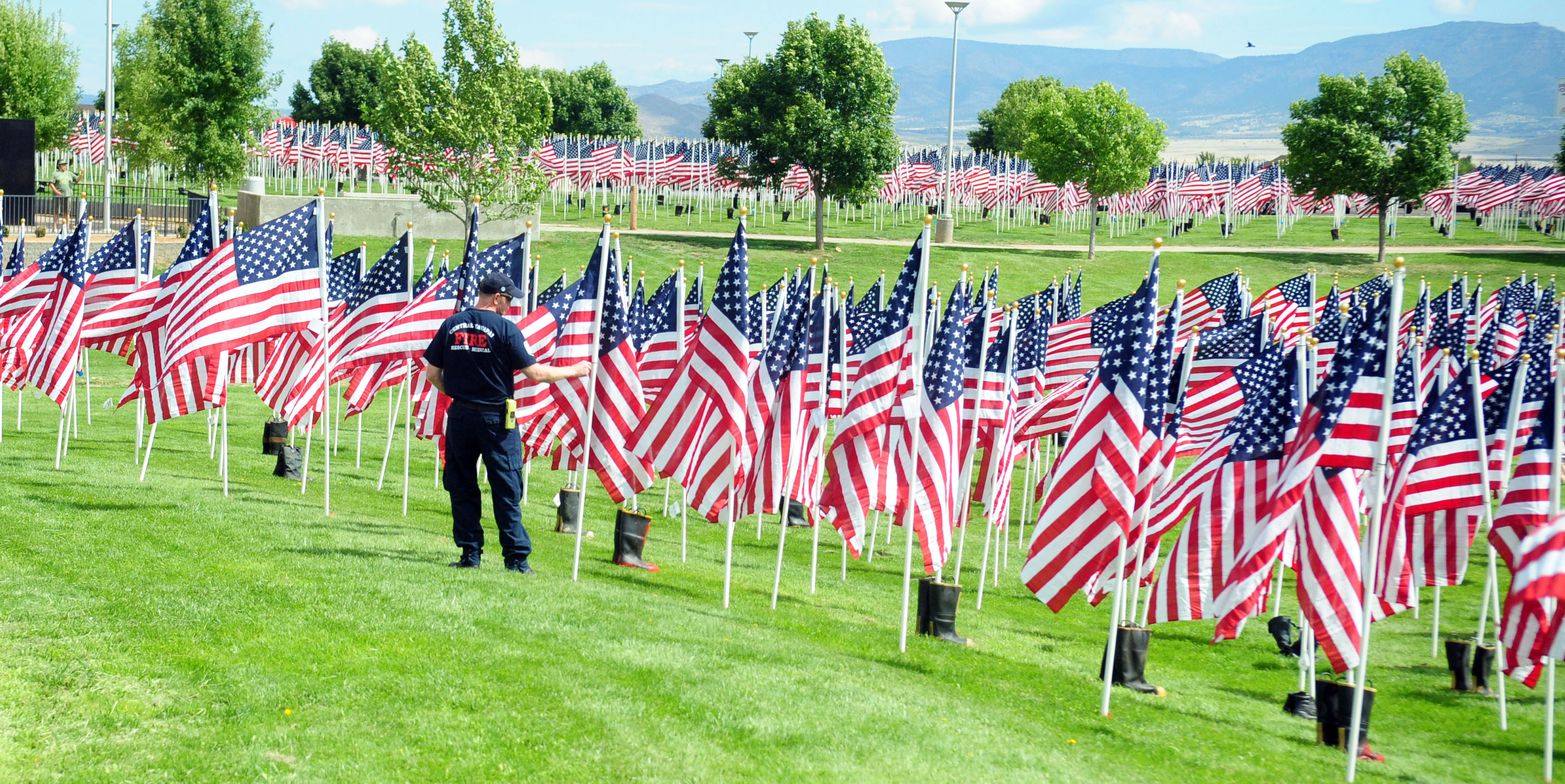 Prescott Valley's Healing Field open; honors 9/11 victims and Hotshots ...