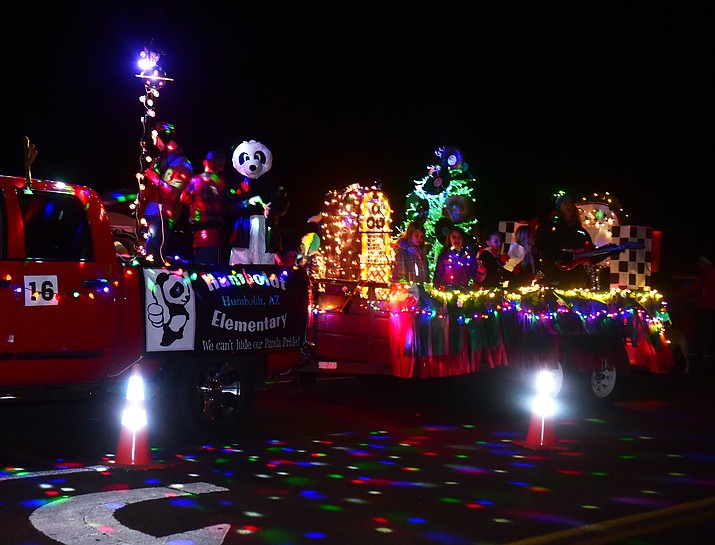 Prescott Valley Festival of Lights ushers in Christmas season The