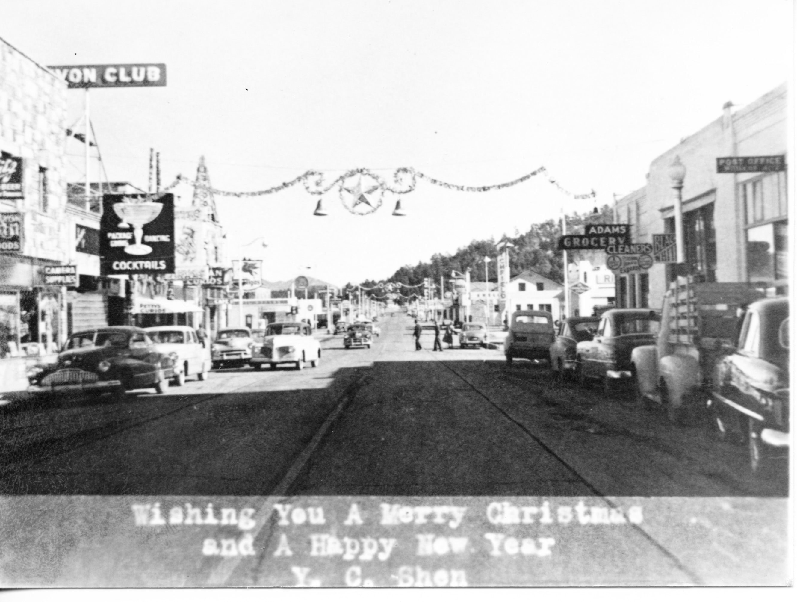 Out of the past Route 66 Christmas in the 1940s WilliamsGrand