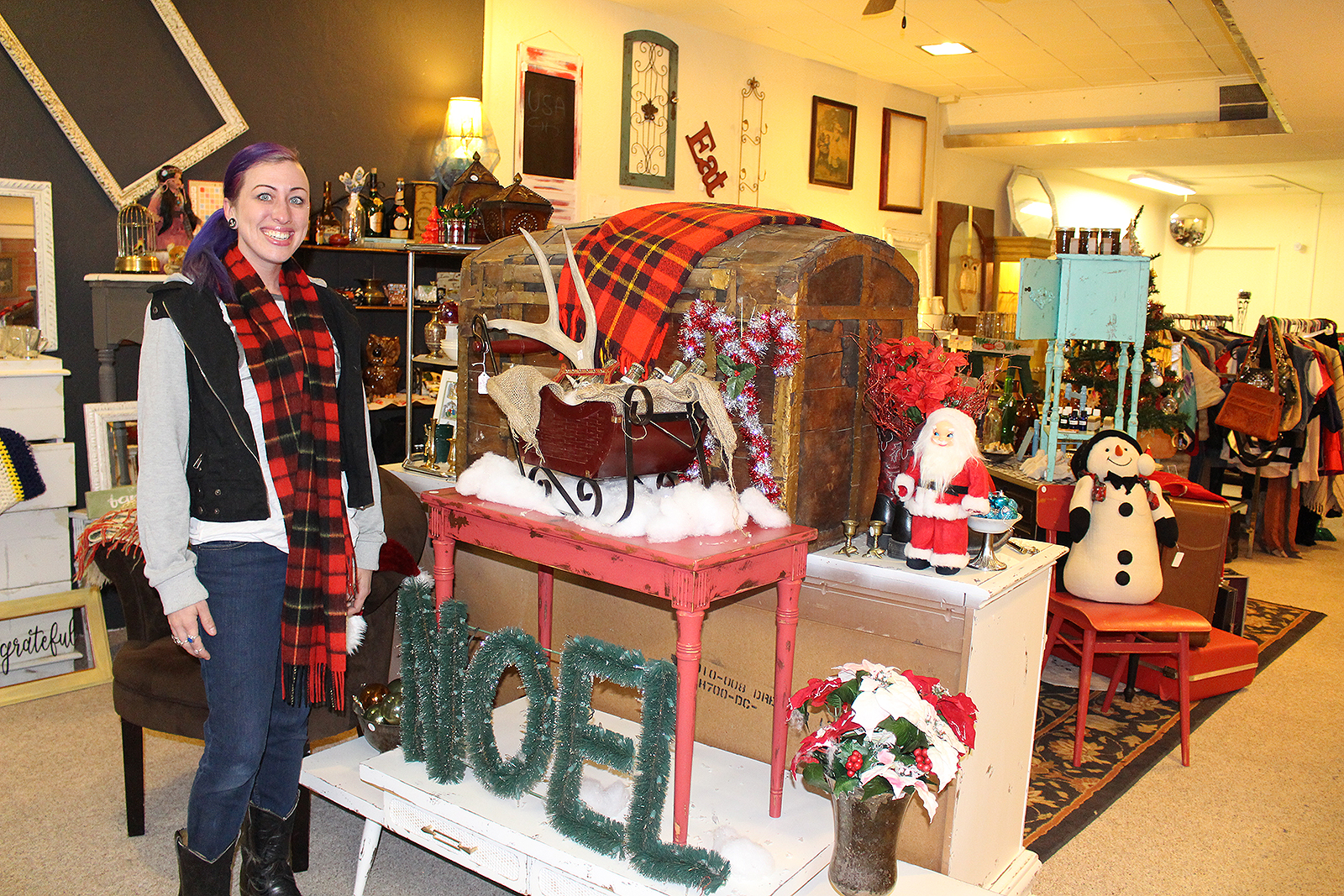 The Gift of Thrift Kingman's secondhand stores hiding bargains in plain sight Kingman Daily