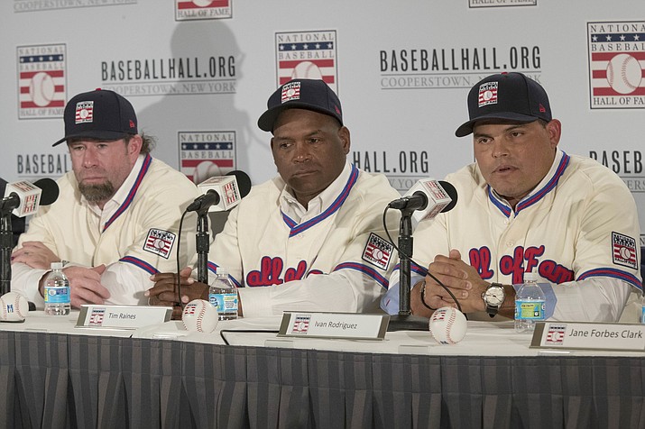 Newly elected baseball Hall of Famers Jeff Bagwell, left, Tim Raines, center, and Ivan Rodriguez, take part in a news conference Thursday, Jan. 19, in New York. (Mary Altaffer/Associated Press)