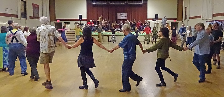 Cottonwood Contra Dance, January 21, 2017.