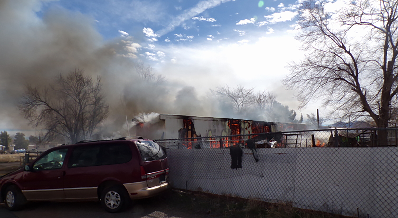 Fire destroys home in northern Kingman | Kingman Daily Miner | Kingman, AZ