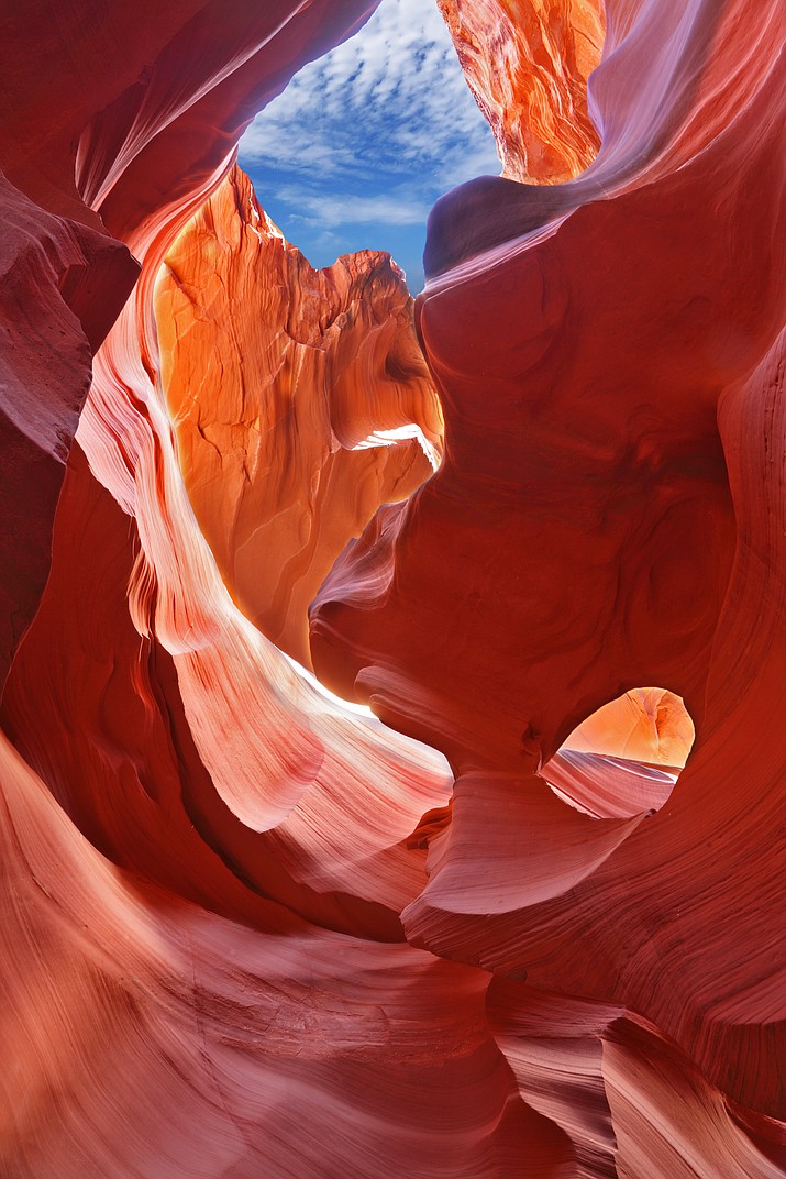 upper and lower slot canyon arizona page
