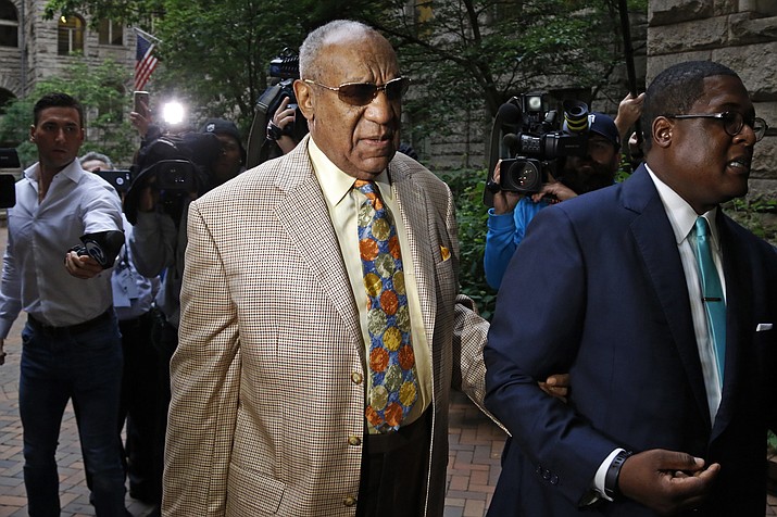 Bill Cosby, center, arrives for jury selection in his sexual assault case at the Allegheny County Courthouse, Monday, May 22, 2017, in Pittsburgh. The case is set for trial June 5 in suburban Philadelphia. 

