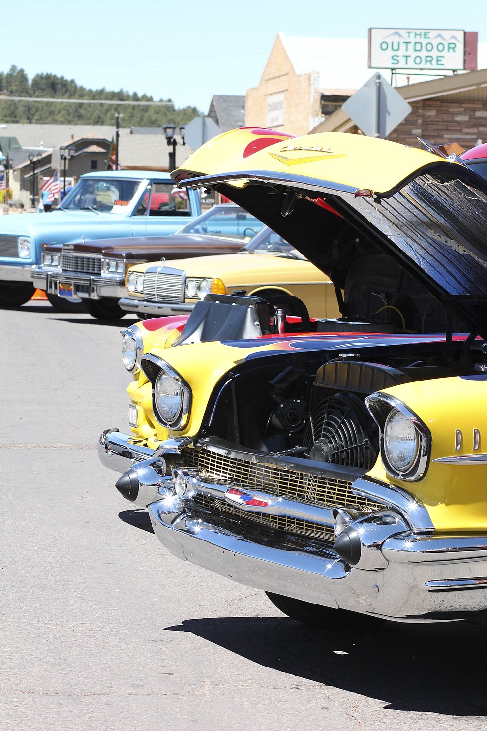 Historical Route 66 Car Show rumbles into Williams (photo gallery ...