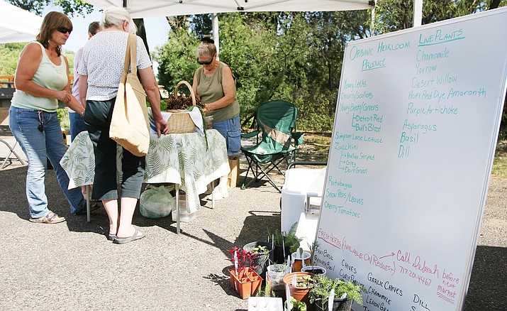 From 4 p.m. until 7:30 p.m. Fridays through Oct. 6, the Rimrock Farmer’s Market can be found at Sycamore Park, across from the pedestrian bridge. (Photo by Bill Helm) 