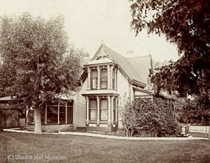 Exterior of Bashford House, 403 East Gurley Street, Prescott. Call number BU-RE-4254PC. (Sharlot Hall Museum)