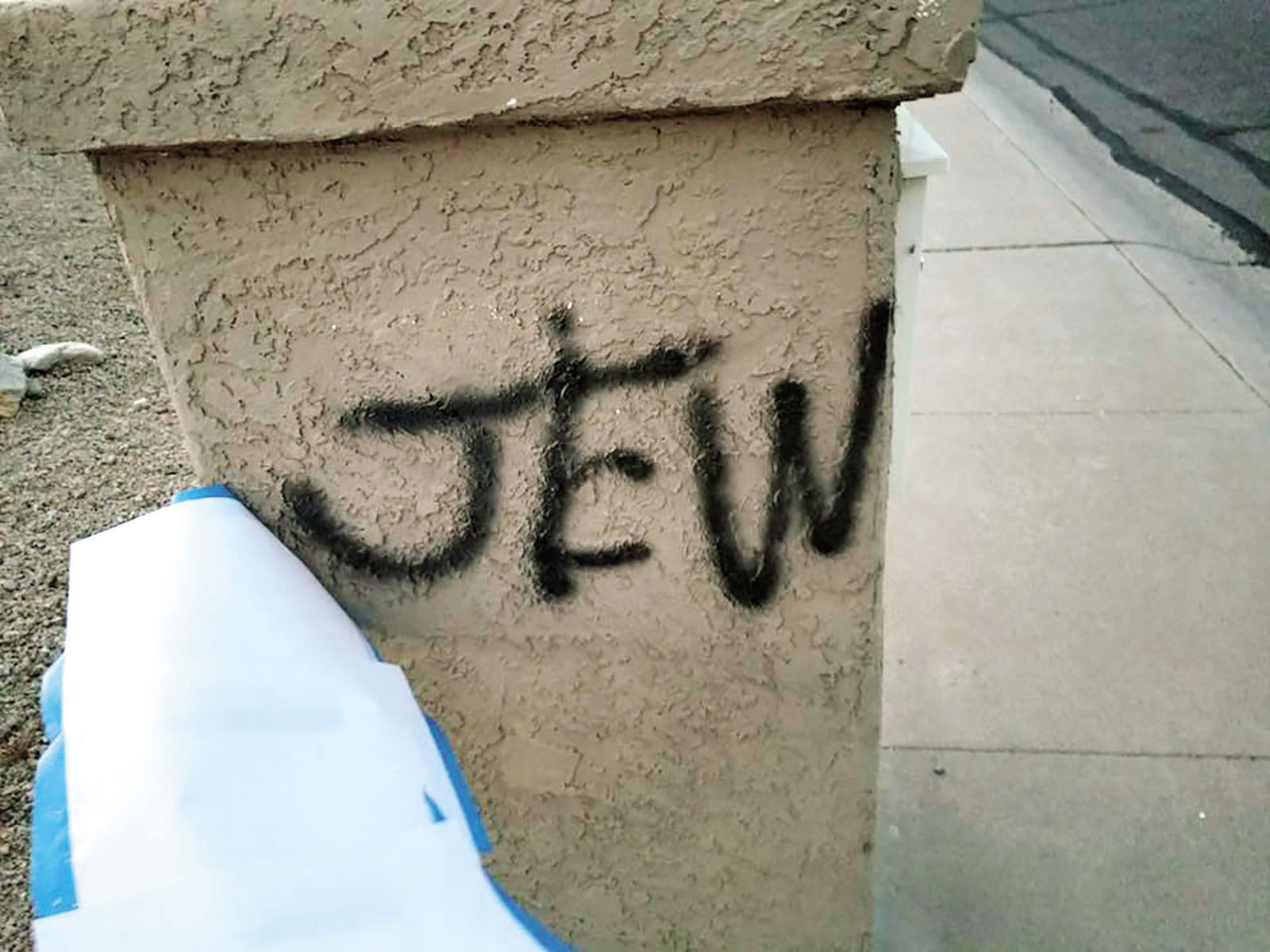Phoenix family comes home to ‘Jew’ graffitied on their mailbox