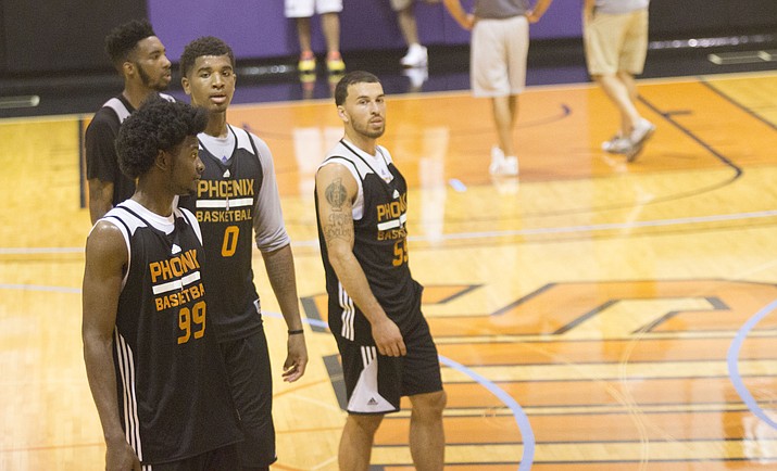 Mike James (right) signed his first NBA contract with the Suns and will compete in the upcoming Summer League in Las Vegas. (Photo by Greg Macafee/Cronkite News)