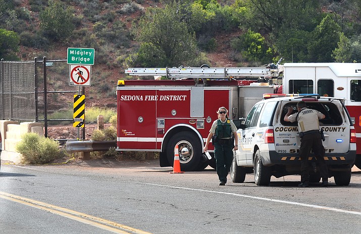 Emergency crews from Sedona Police, Sedona Fire, Coconino County Sheriff’s Office and Coconino County National Forest responded to an incident at Midgley Bridge around 2 p.m. Saturday. (VNN/Vyto Starinskas)