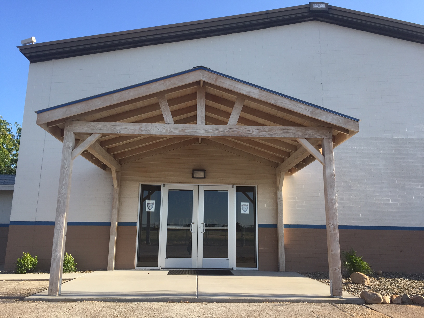 Del Rio School gets facelift The Daily Courier Prescott, AZ