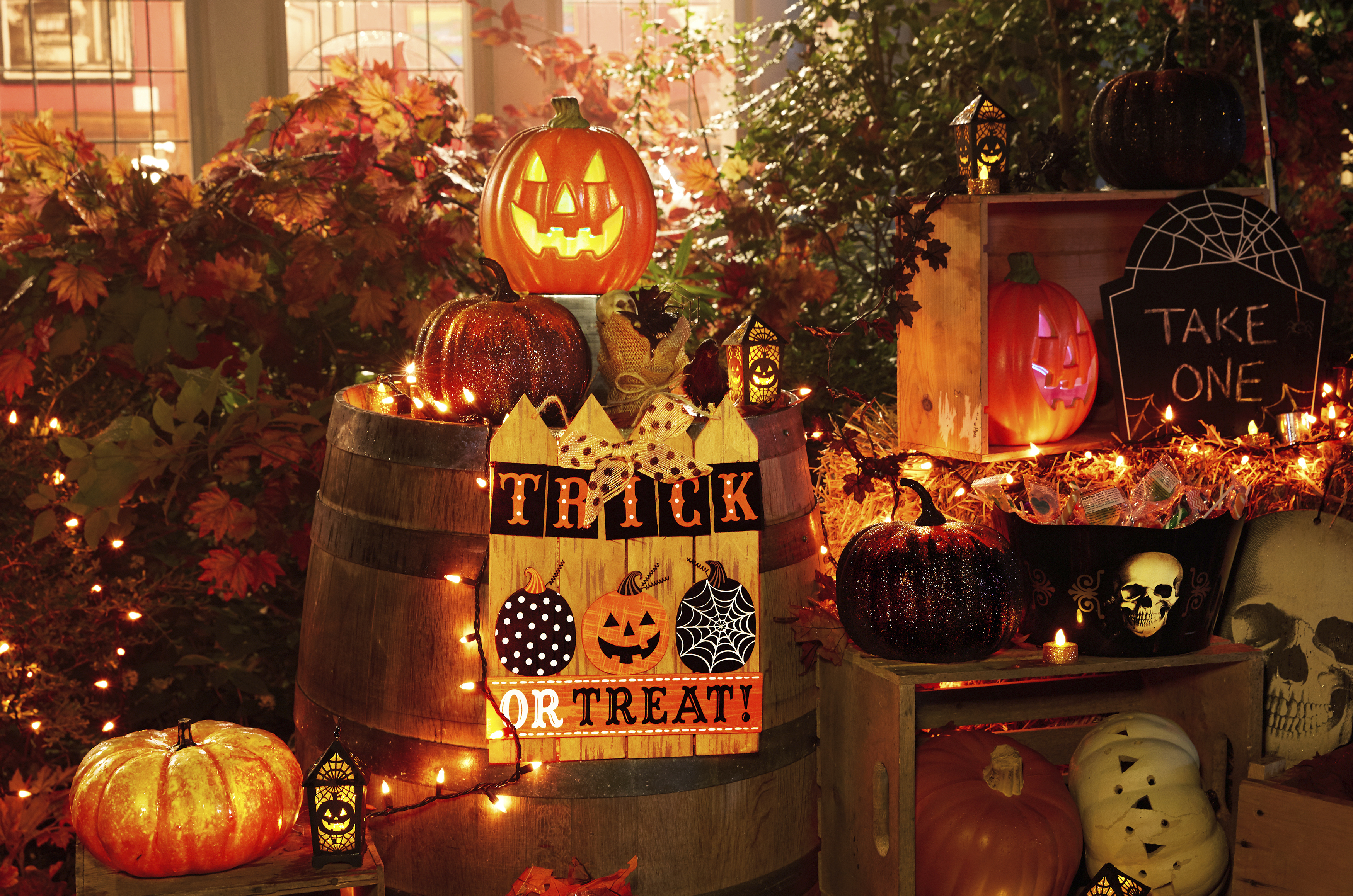 Choosing a theme for Halloween decorations | The Daily Courier