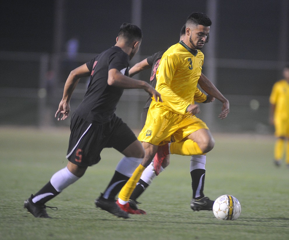 Yavapai's Ziyad Fares brings the ball into the box as the Roughriders take on Waubonsee Community College in the opening round of the NJCAA Division 1 National Championship Tuesday night in Prescott Valley. (Les Stukenberg/Courier)