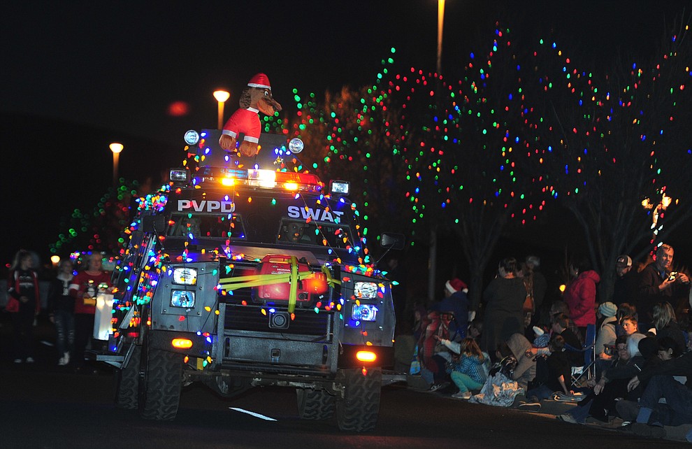 Prescott Valley Light Parade 2017 The Daily Courier Prescott, AZ