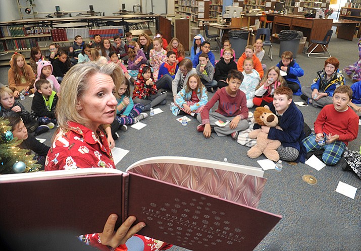 Granite Mountain principal’s reading of “The Polar Express” viewed as a “cool” school holiday tradition