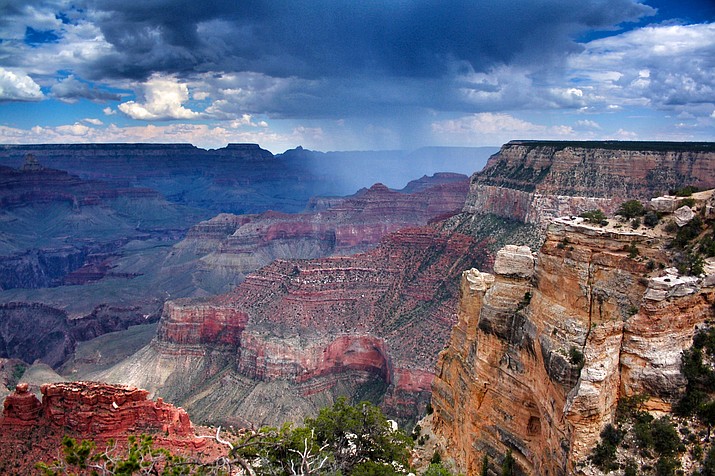 The Grand Canyon (Francisco Morais, Unsplash)