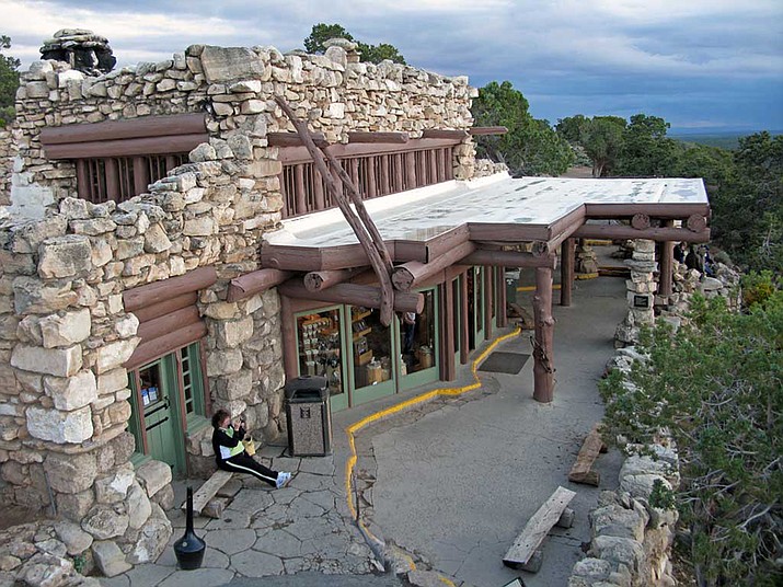 Constructed in 1914 by Santa Fe Railroad architect Mary Colter, Hermits Rest is located several miles west of Grand Canyon Village on the South Rim. 