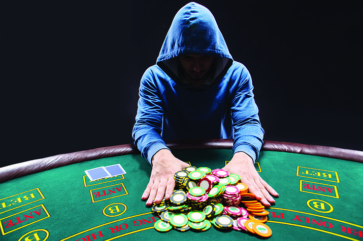 Poker_all_in_AdobeStock_100918751_t715.jpg