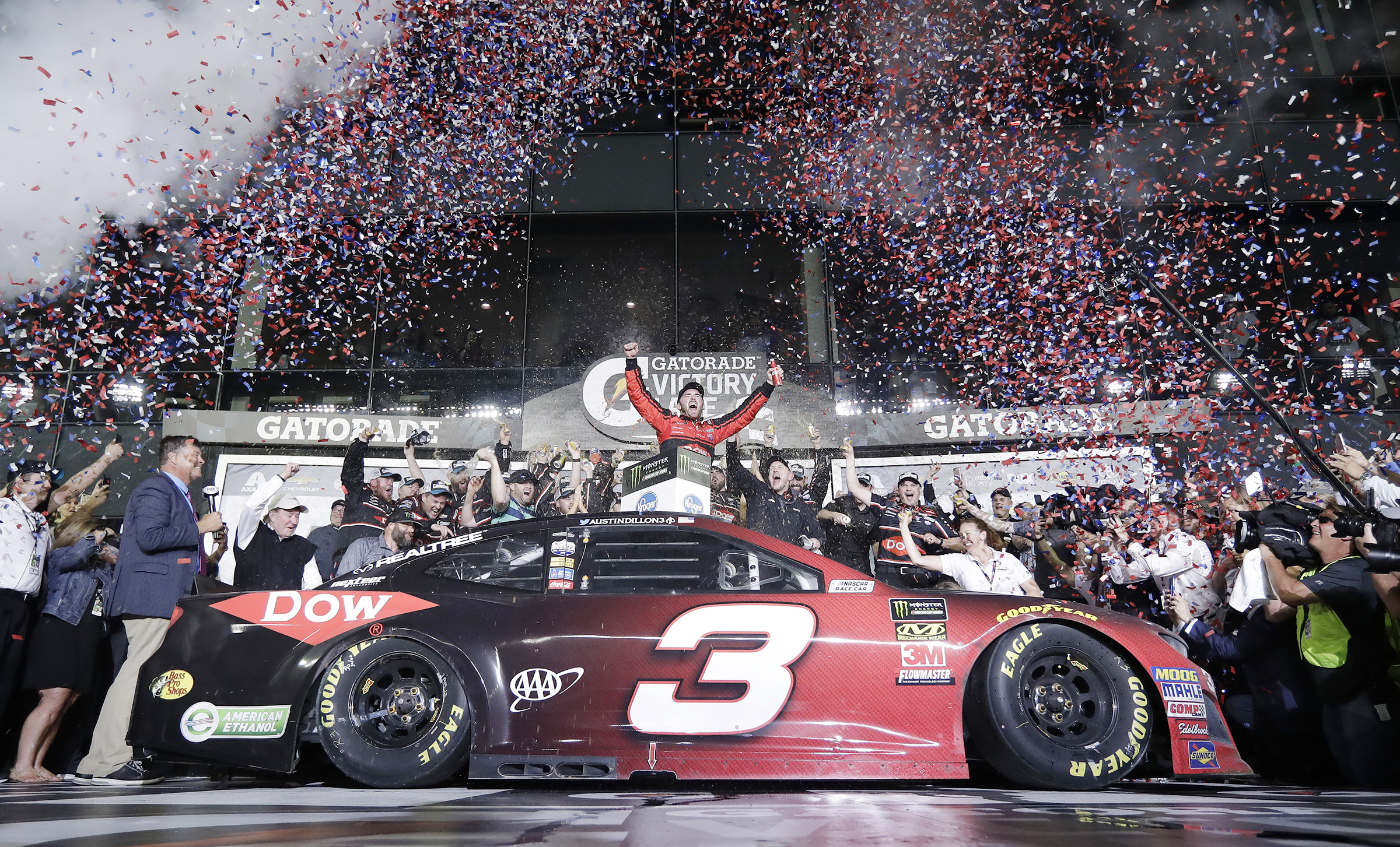 Austin Dillon takes No. 3 back to victory lane at Daytona | The Daily ...