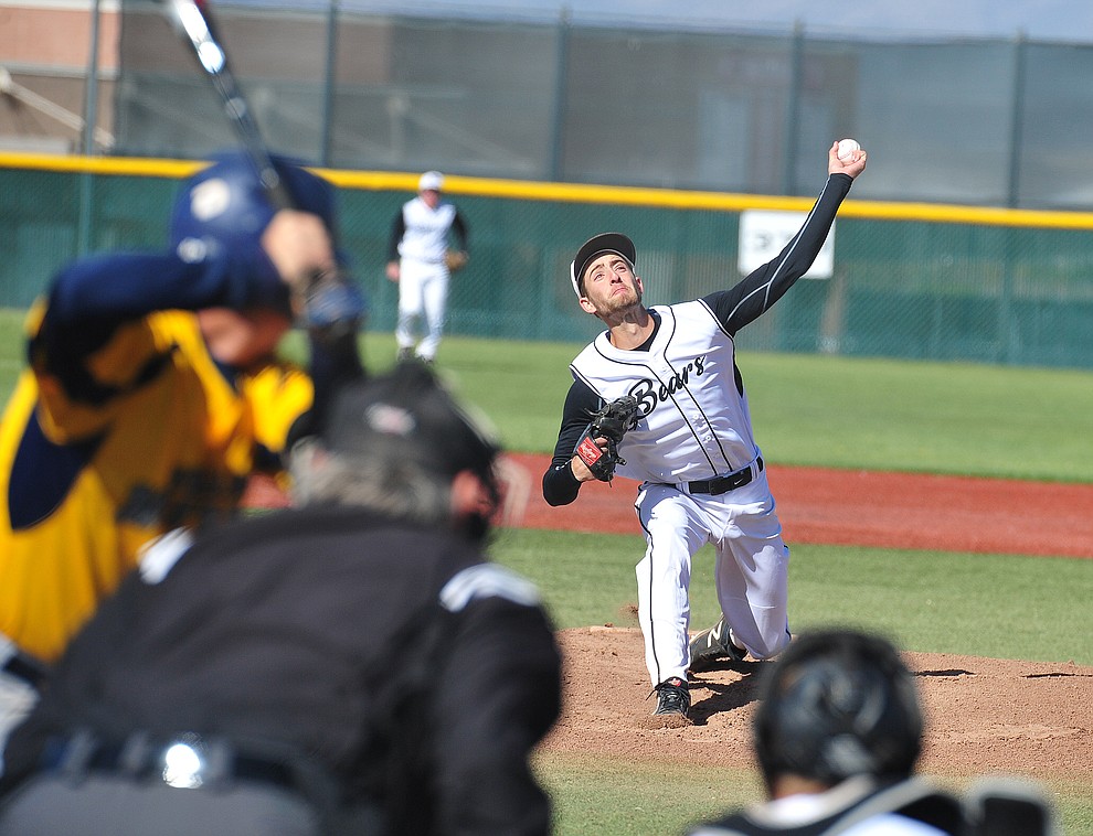 Bradshaw Mountain's Paxton Prentice delivers a pitch as the Bears hosted Shadow Mountain on a windy day in Prescott Valley Thursday, April 19, 2018. (Les Stukenberg/Courier)