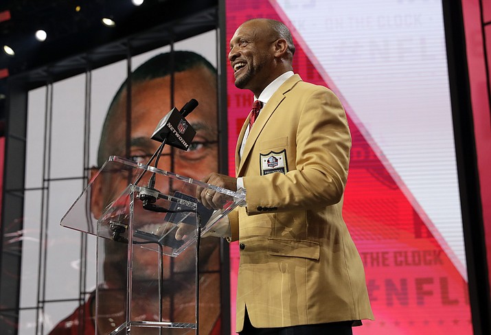Pro Football Hall of Famer Aeneas Williams announces Texas A&M's Christian Kirk as the Arizona Cardinals' selection during the second round of the NFL football draft Friday, April 27, 2018, in Arlington, Texas. (Eric Gay/AP)