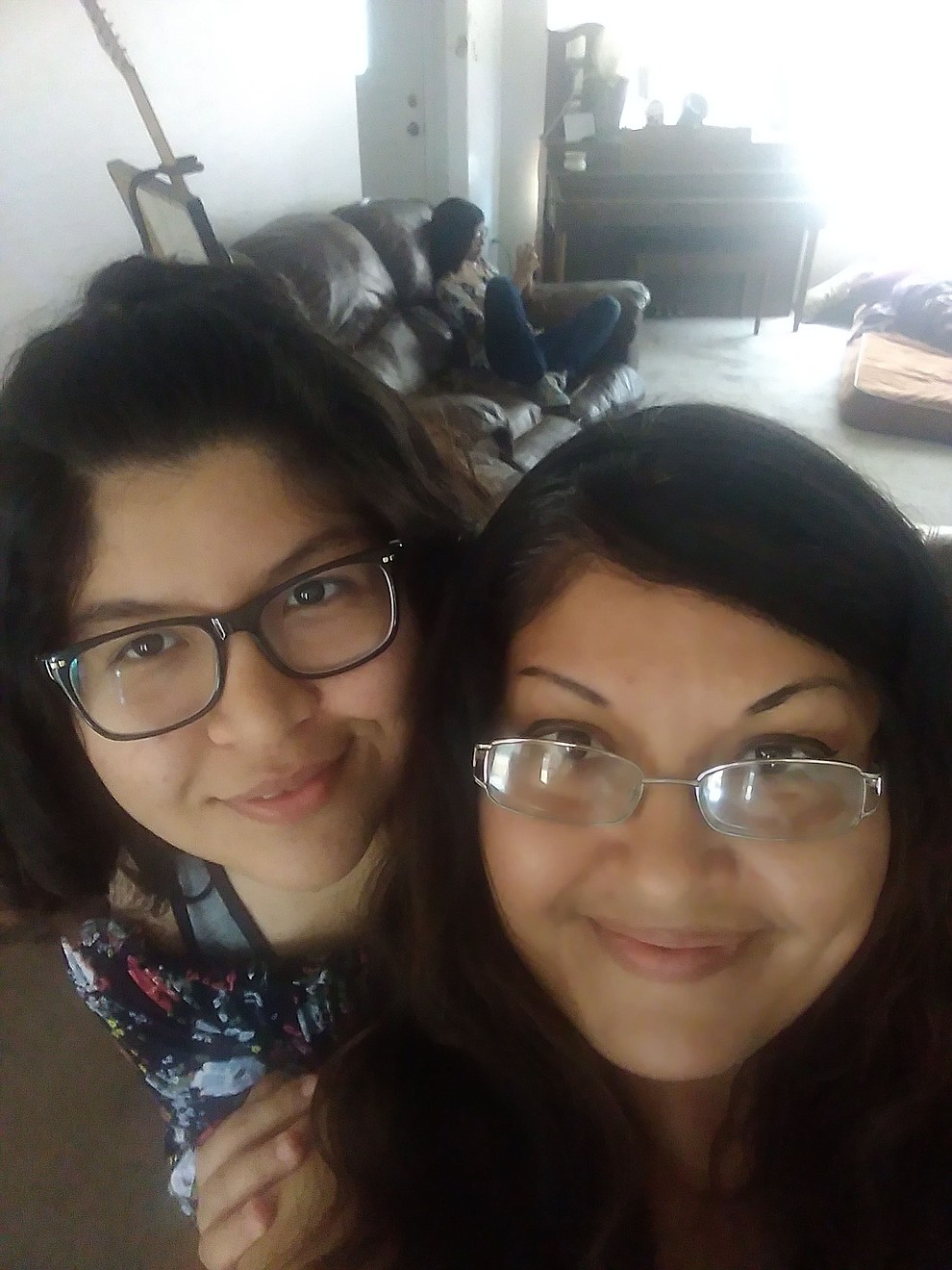 Karla landeros 15 Vicky Reyes 37